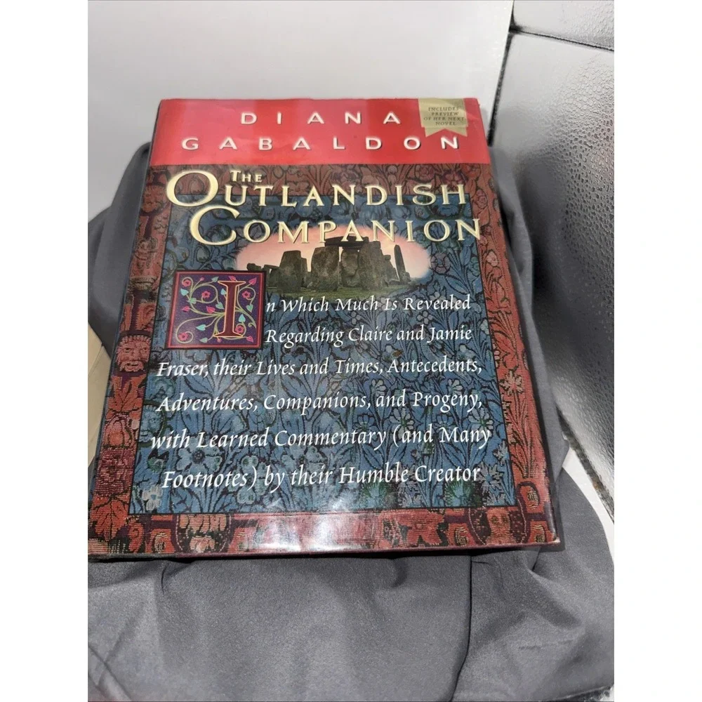 The Outlandish Companion by Diana Gabaldon ( EXCELLENT CONDITION! )